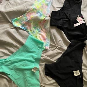 Victoria’s Secret PINK no show panty bundle